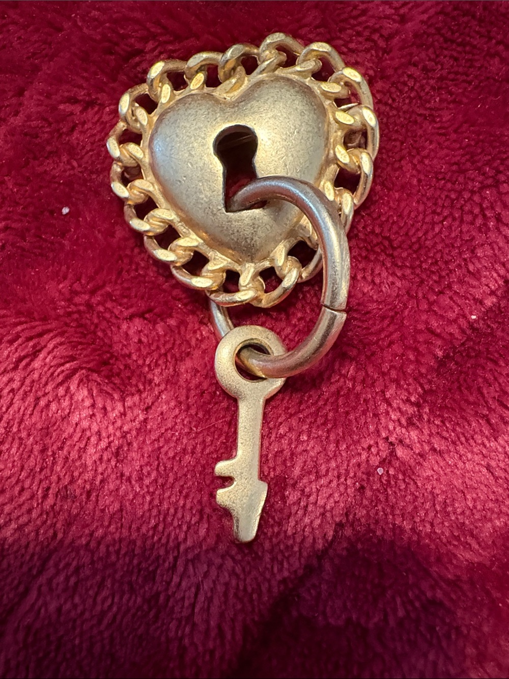 Gold Heart Lock and Key Brooch